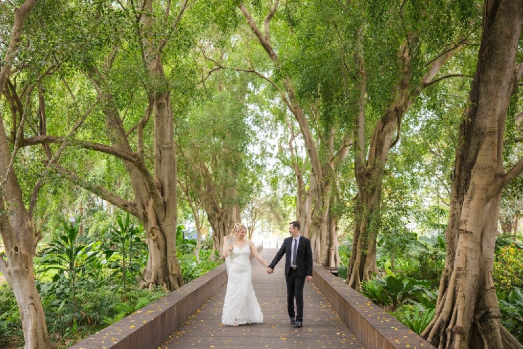 City botanic gardens elopement