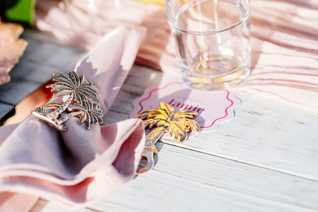 Tropical wedding theming