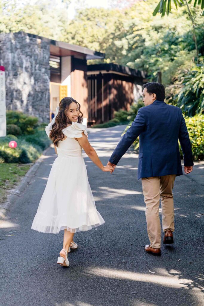 eloping in Brisbane Celebrant and decor