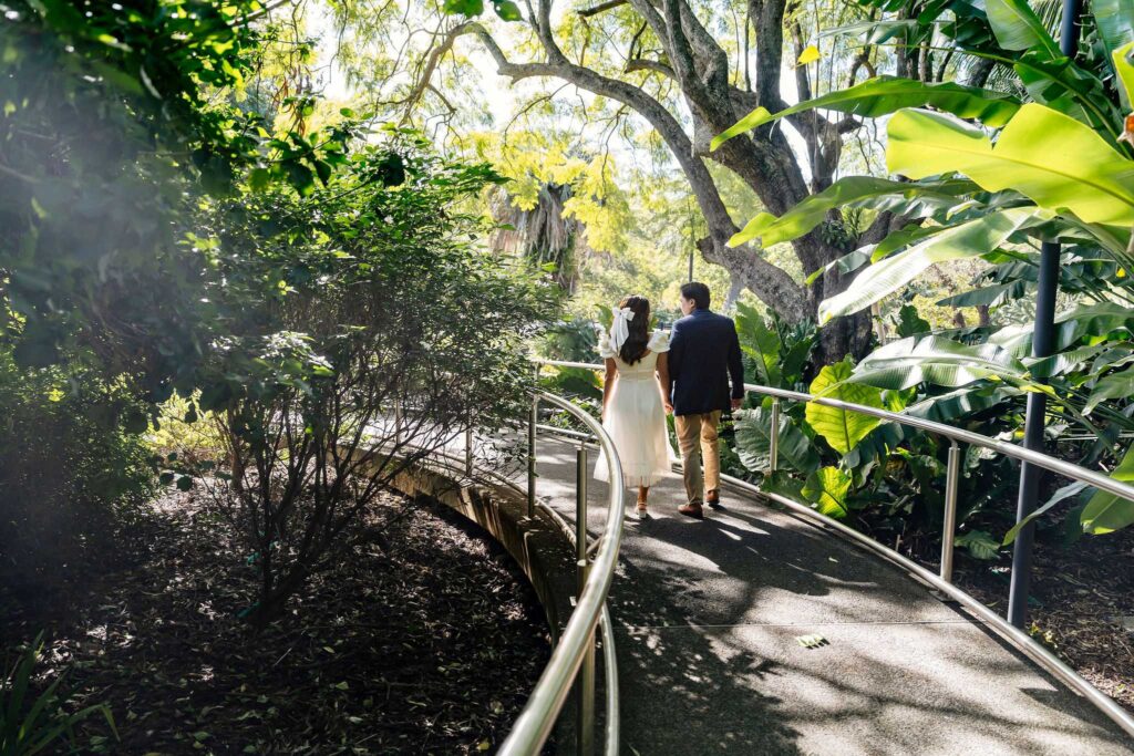 elopement photos at Mt Coot-tha gardens